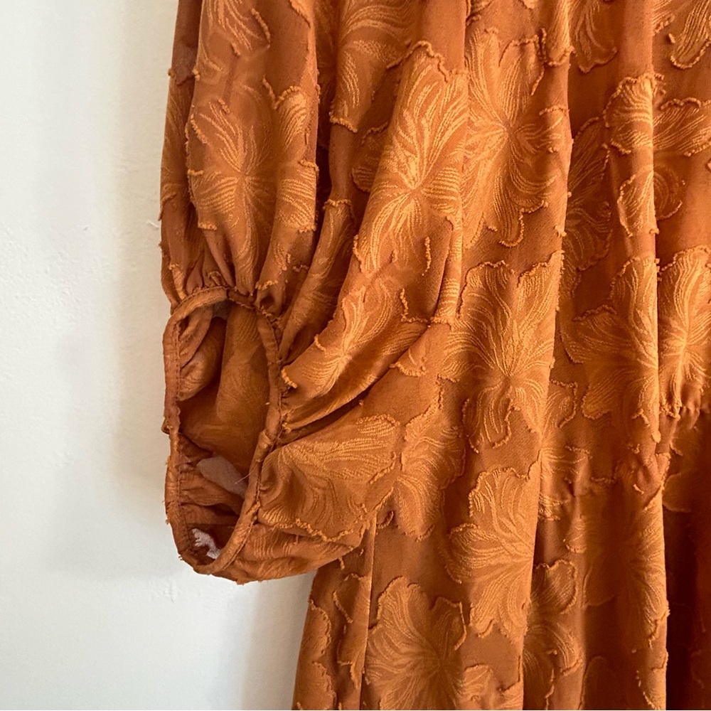 Elegant Orange Floral Dress - Picture 7 of 12